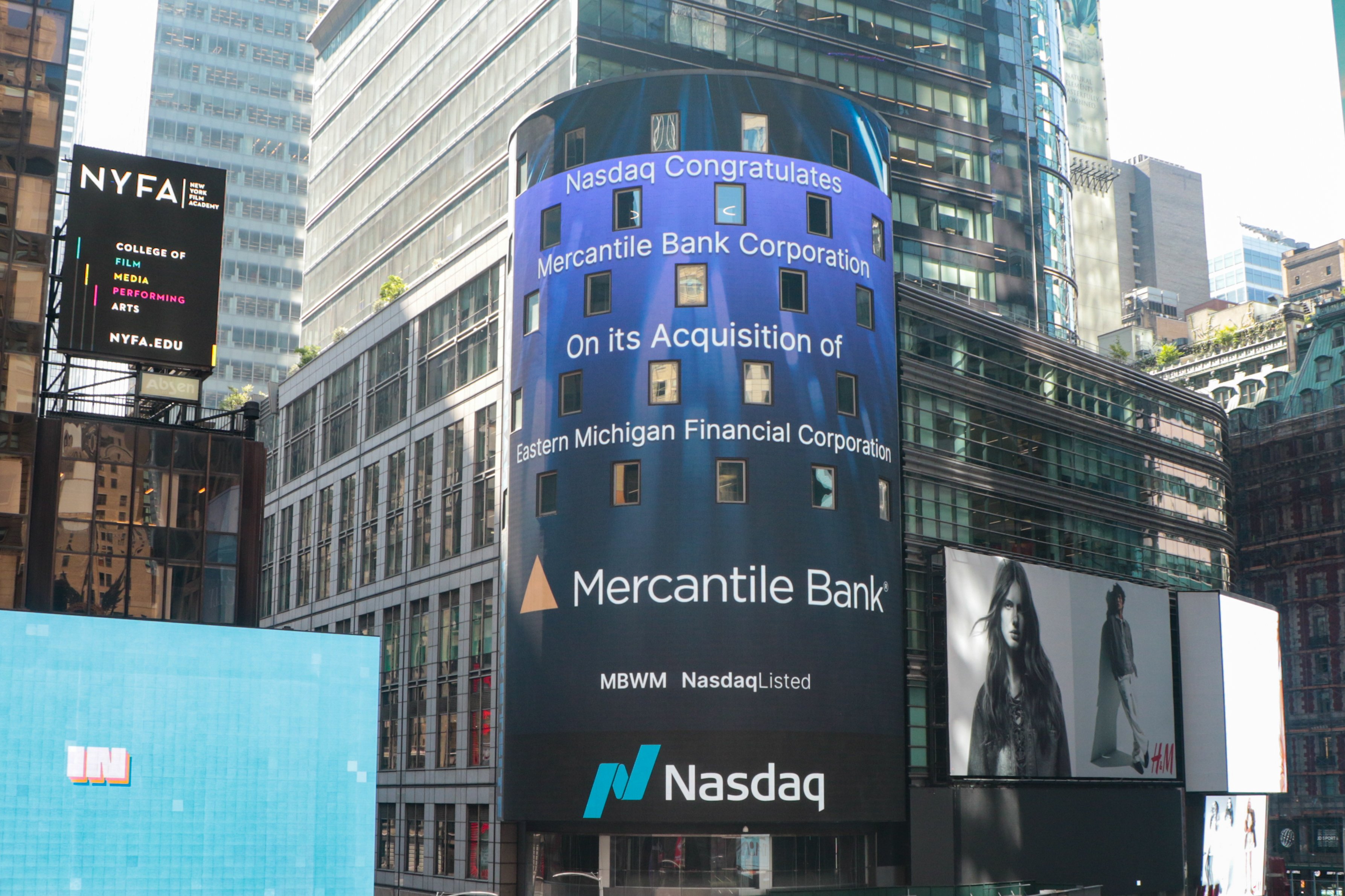 Mercantile Bank NYC Nasdaq Times Square