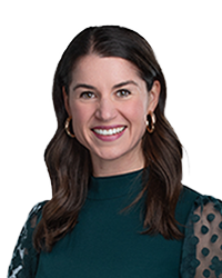 Nichole Kladder Headshot