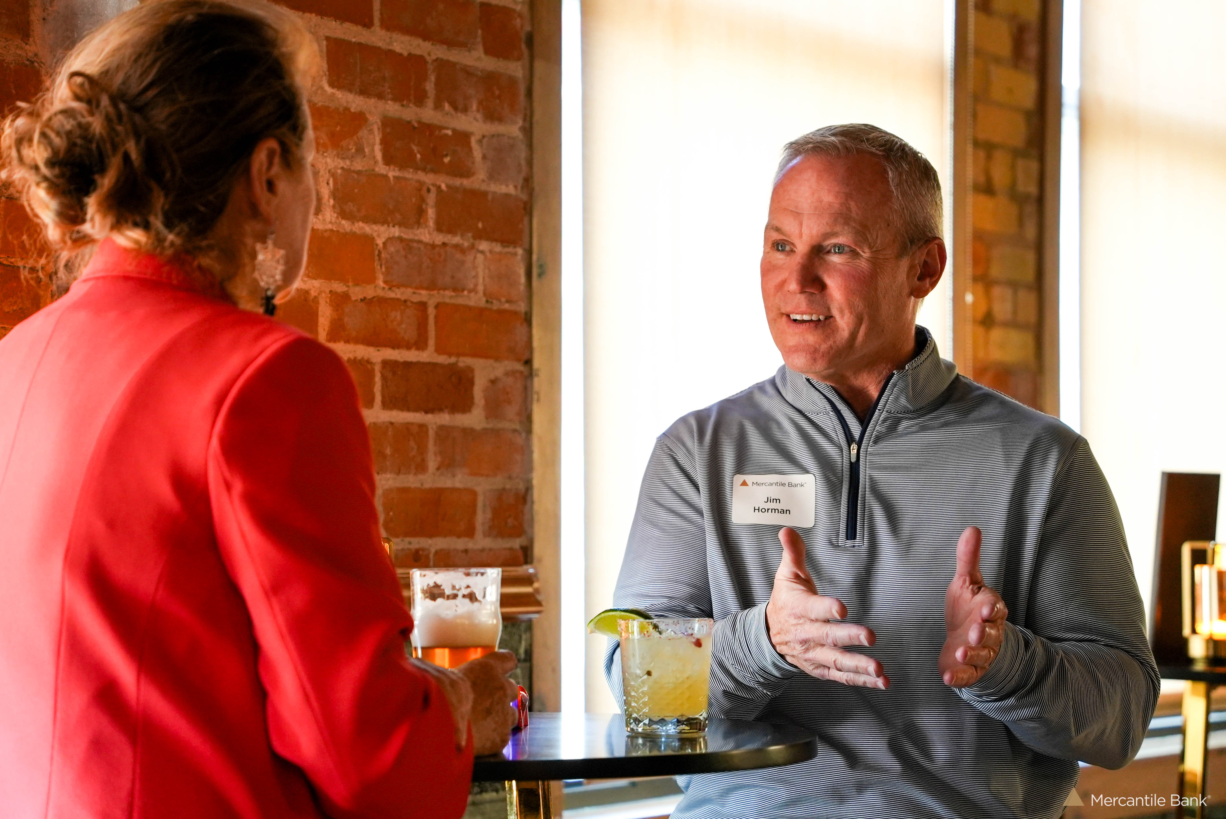 Business Mixer Happy Hour 17