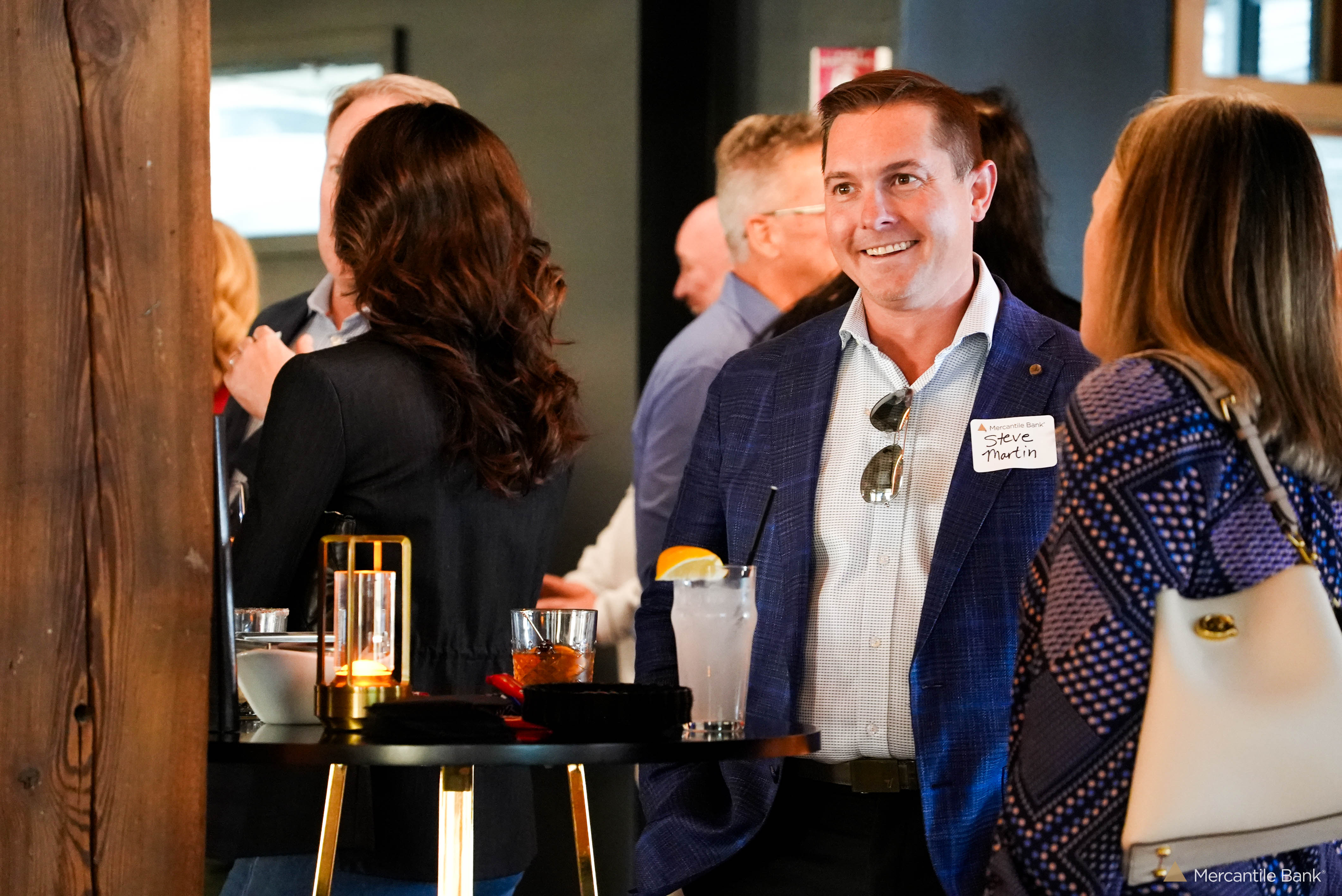 Business Mixer Happy Hour 19