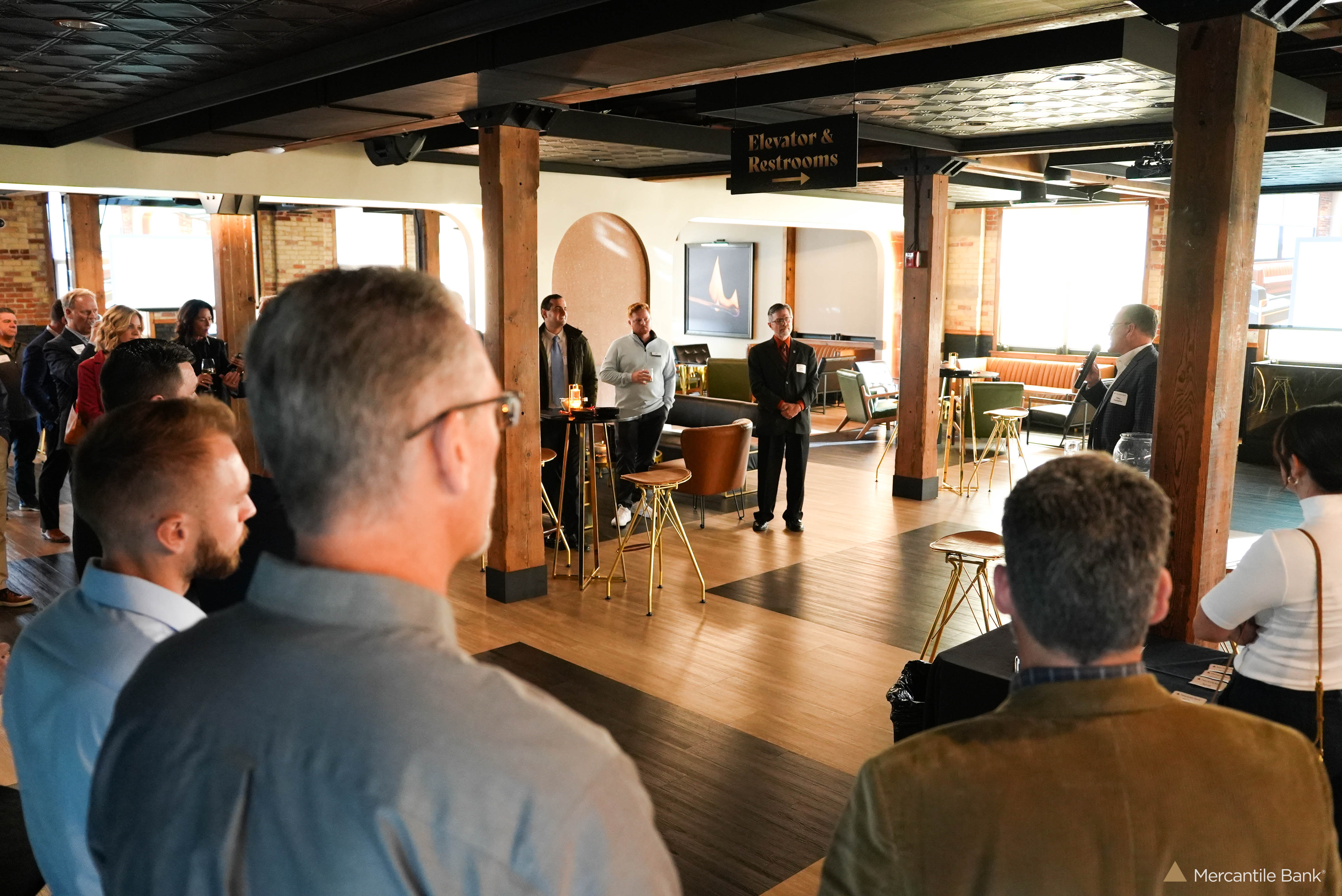 Business Mixer Happy Hour 21