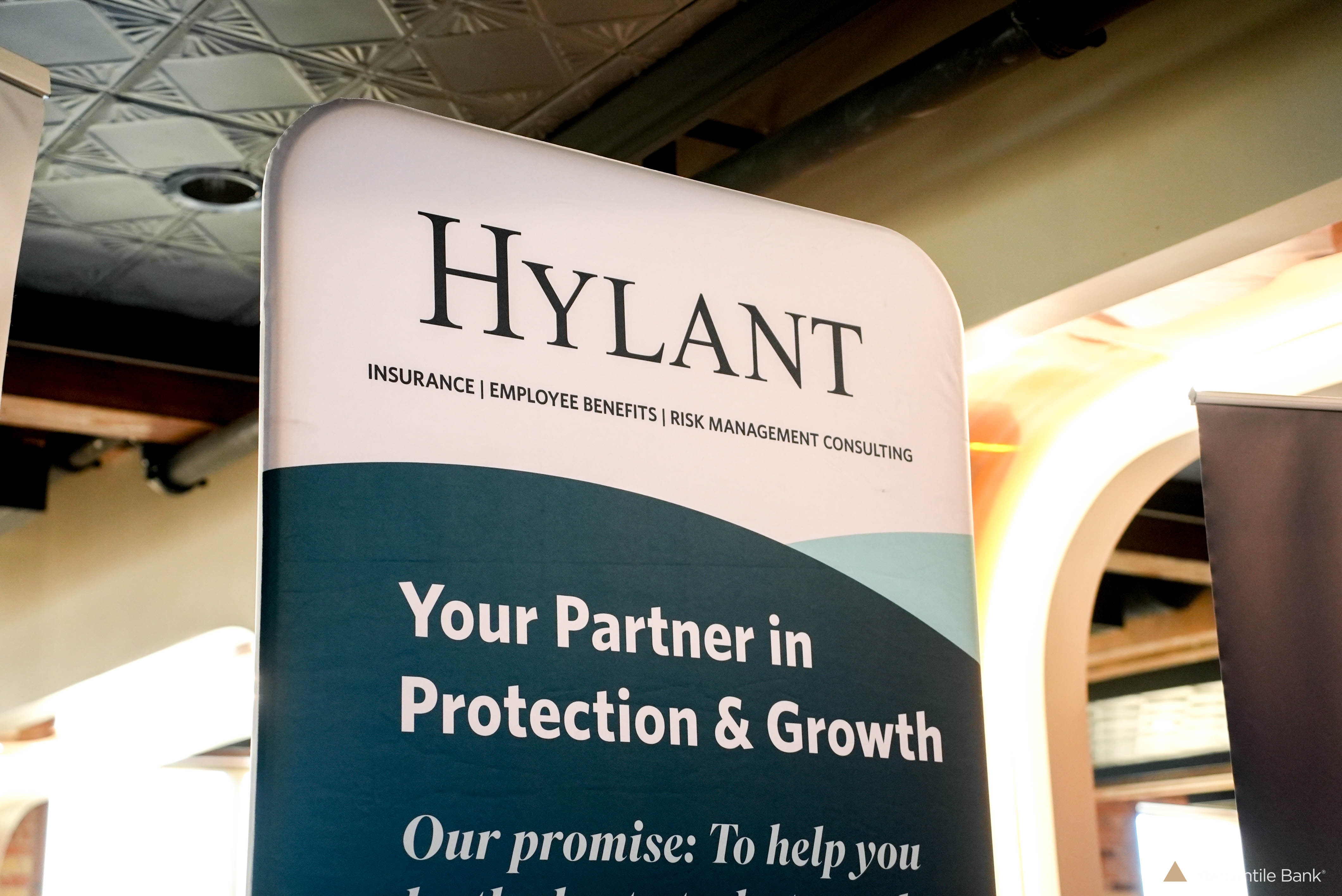 Business Mixer Happy Hour 34